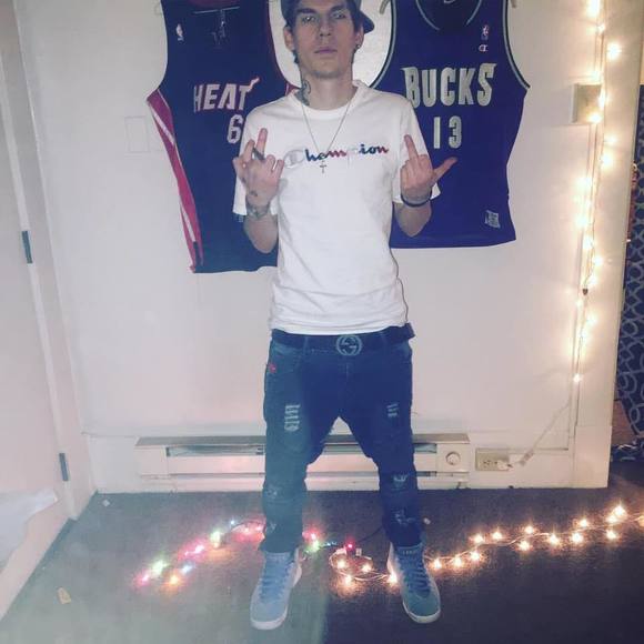 Meet your Posher, Steven - Picture 1 of 1